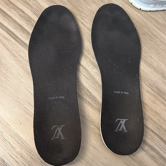 LOUIS VUITTON ECLIPSE TRAINERS 9 - Picture 7 of 16